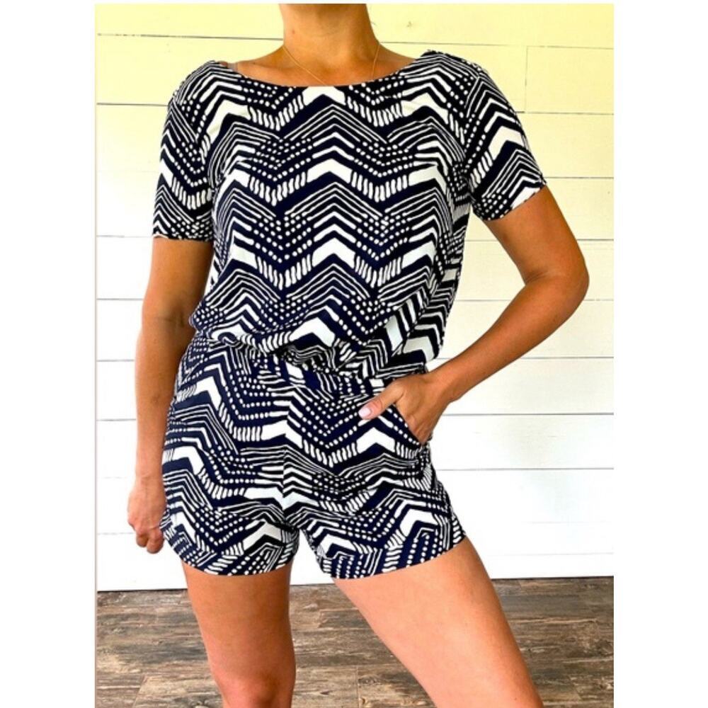 J.Crew Navy‎ and White Silky Chevron Romper Elastic Waist All Over Print S-14